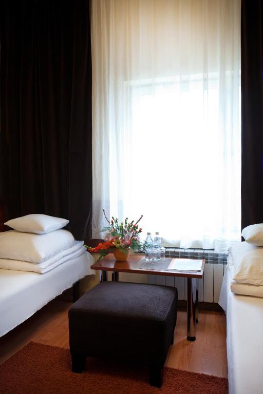 Nu Hotel Łódź Exteriör bild