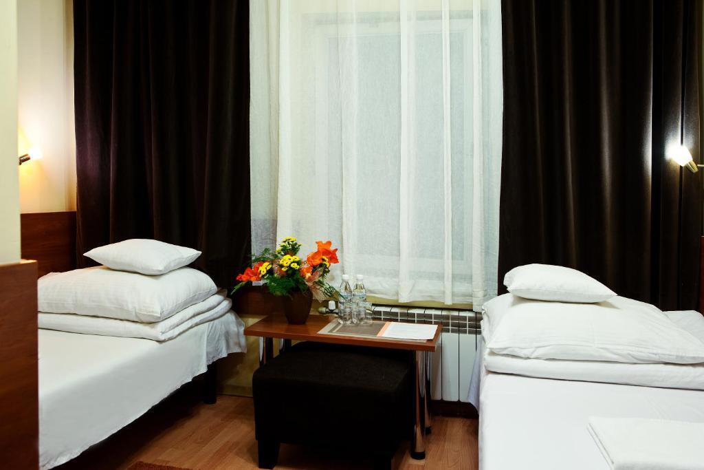 Nu Hotel Łódź Exteriör bild
